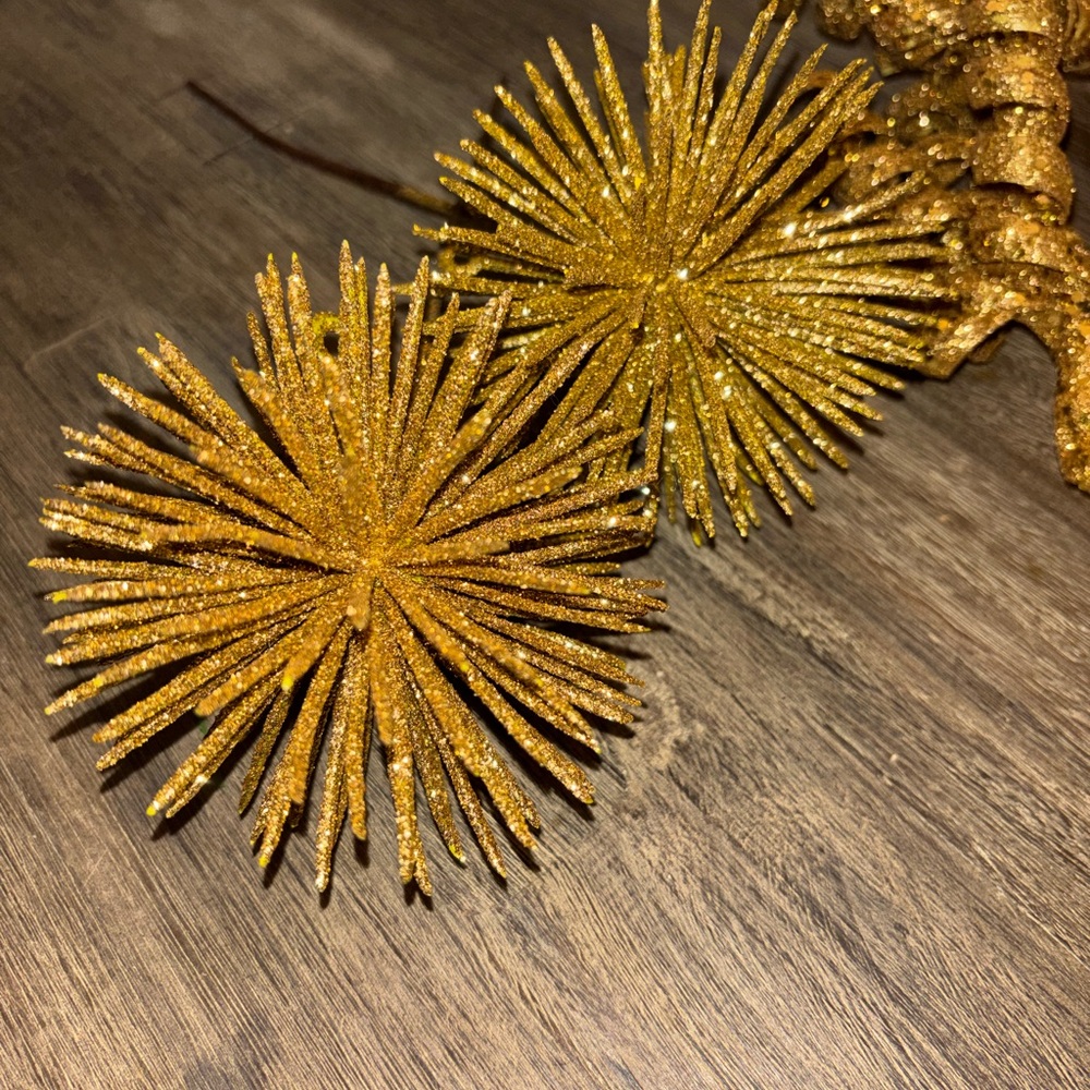 Glittery Gold Christmas Tree Picks - 6 pieces - Picture 2 of 4